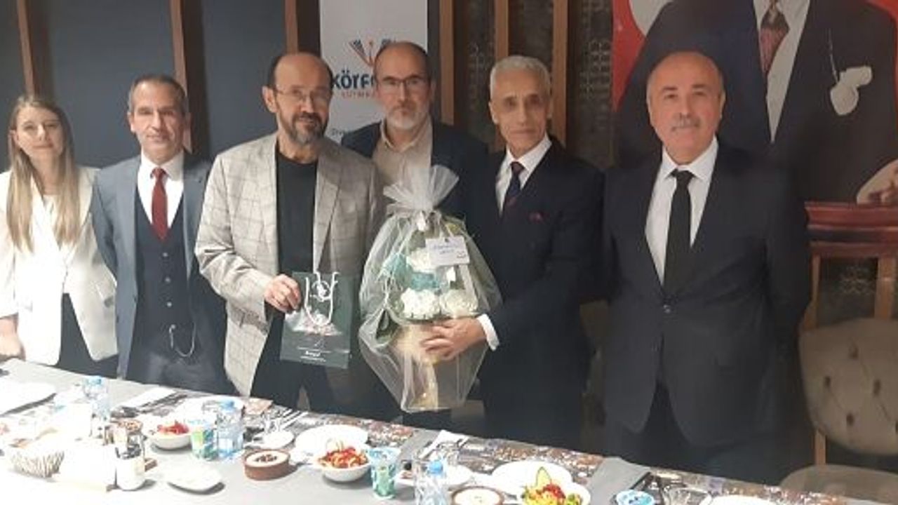 Efsane Müdüre Duygusal Veda.!