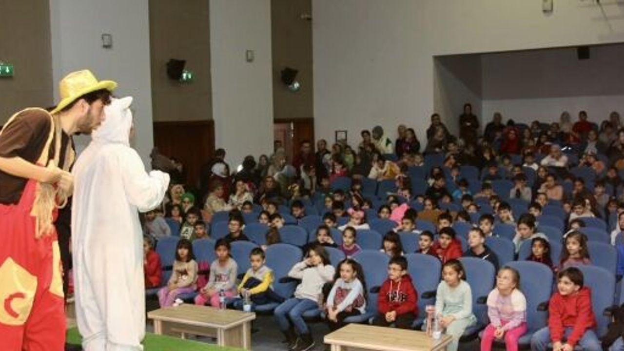 Körfezli Çocuklar Pamuk İle Kömür’le Eğlendi