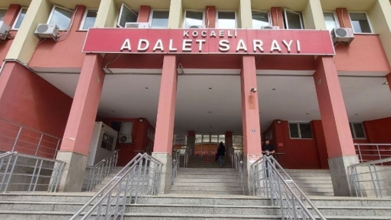 Cinsel İstismar Davasında Anne Kızına İnanmadı