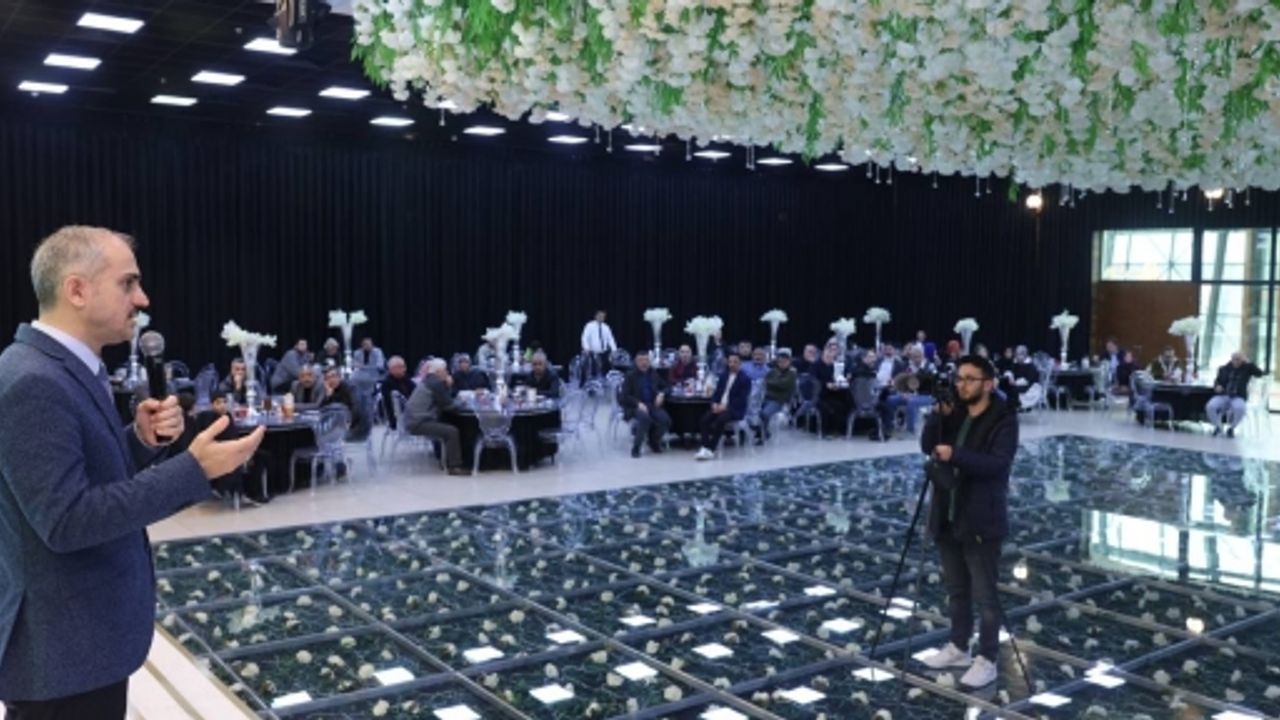 AK Parti Sandık Görevlileri Buluştu