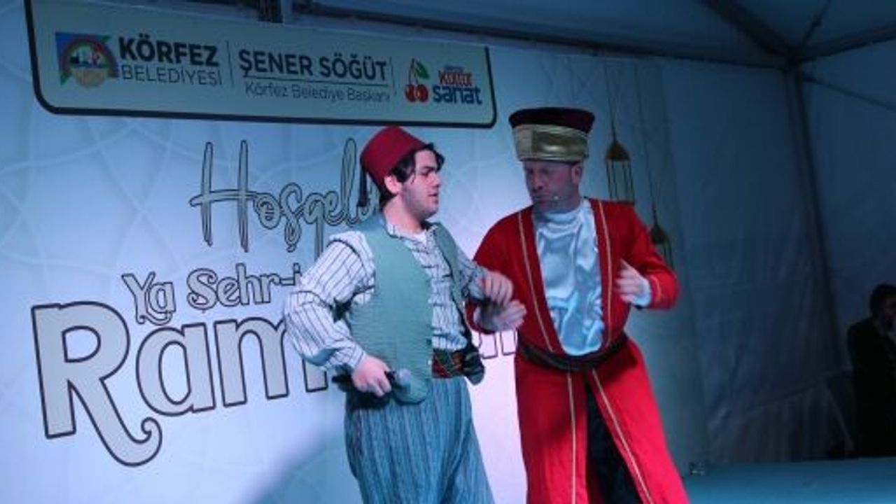 Körfez’de Çocuklar Kavuklu Ve Pişekar İle Eğlendi