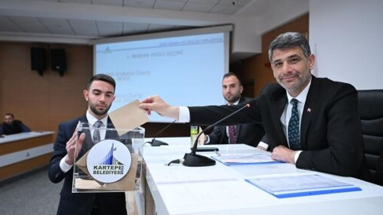 Kartepe’de Yeni Dönemin İlk Meclis Toplantısı