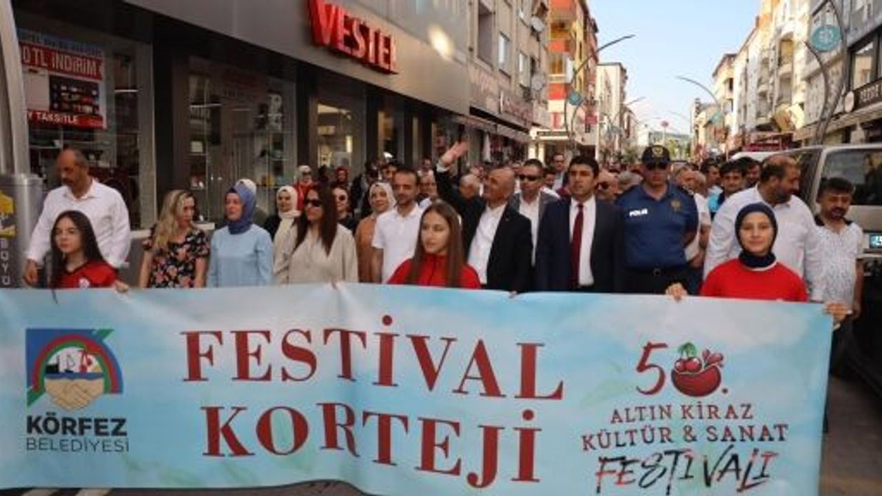 50. ALTIN KİRAZ FESTİVALİ COŞKUYLA BAŞLADI