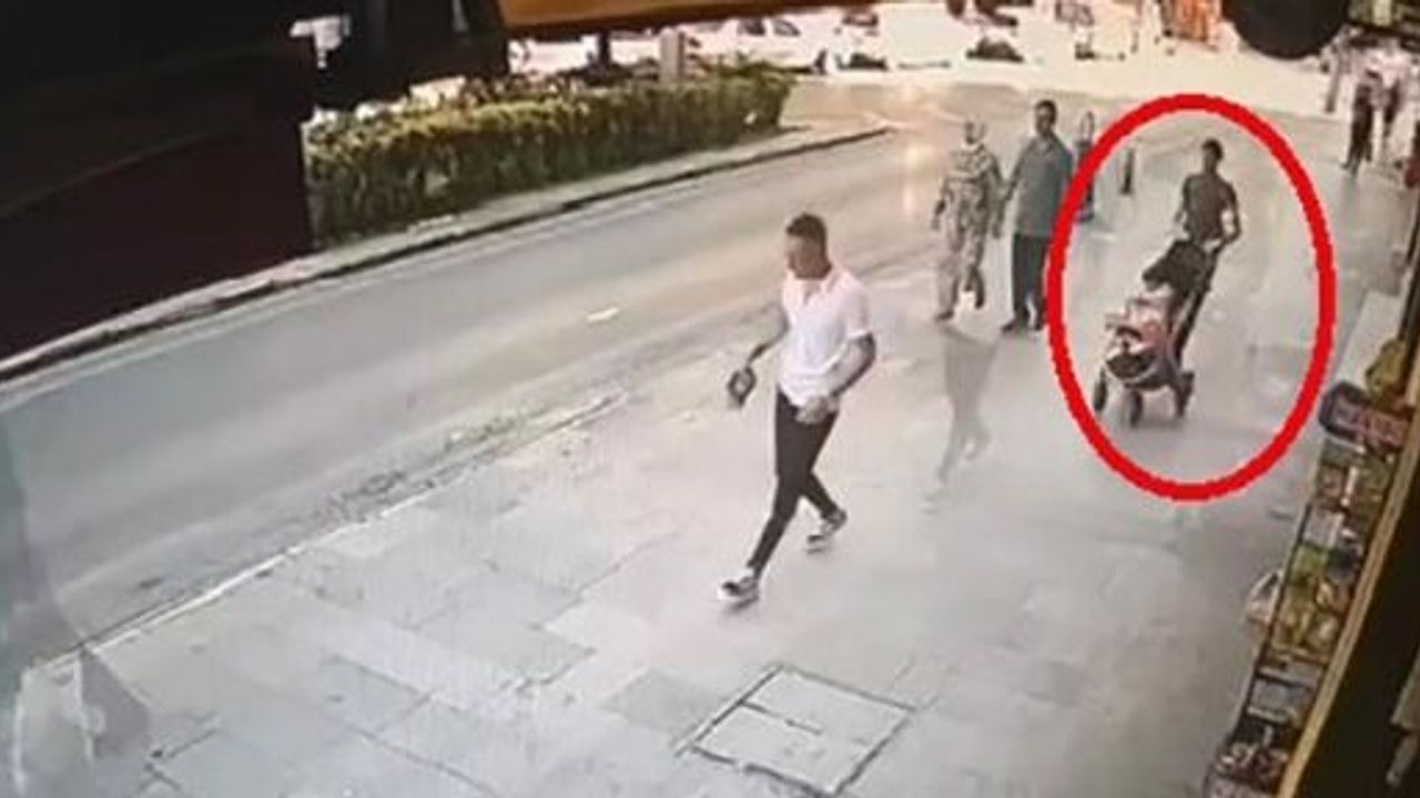 Bebek Arabasıyla Gezinirken Beğendiği Başka Arabayı Kucağında Bebeğiyle Çaldı