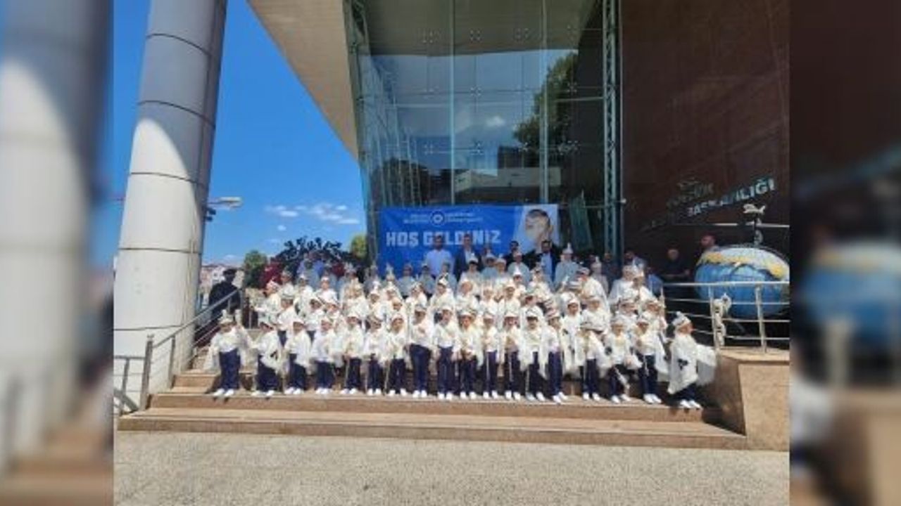 Gölcük’te 78 Çocuğa Sünnet Şöleni Düzenlendi