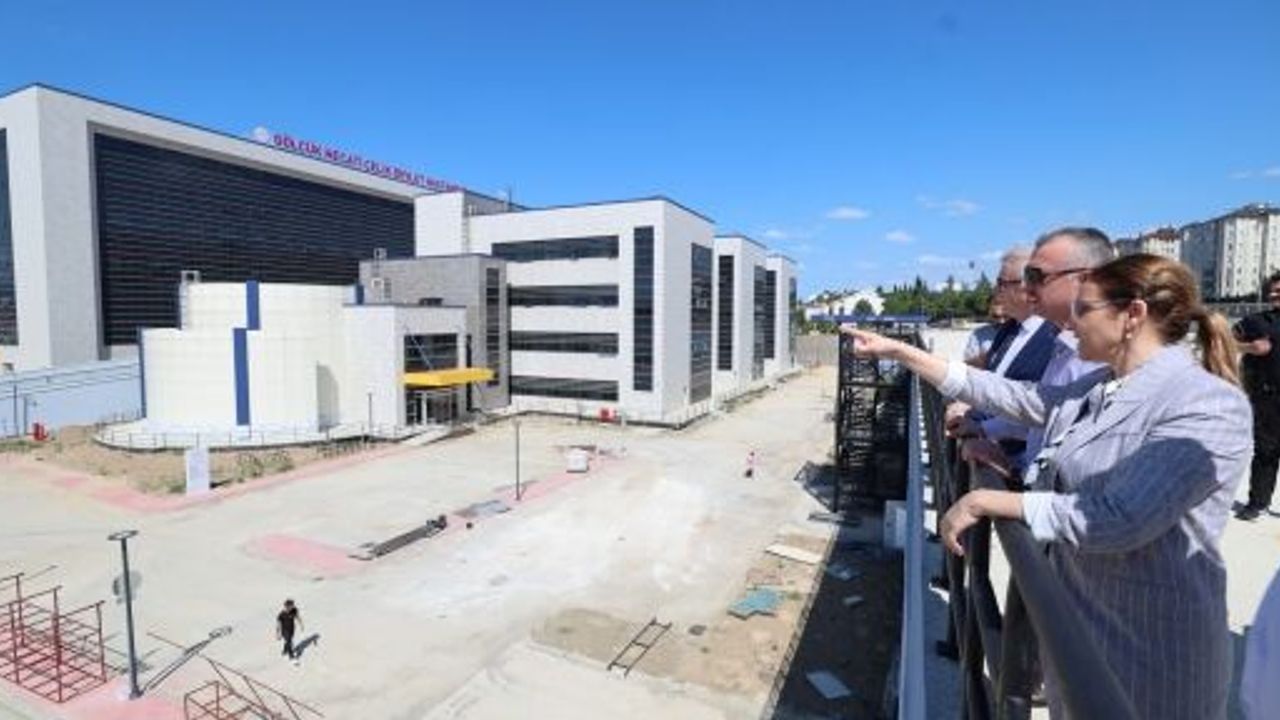 Yeni Hastaneye Çevre Düzenlemesi Ve Kavşak