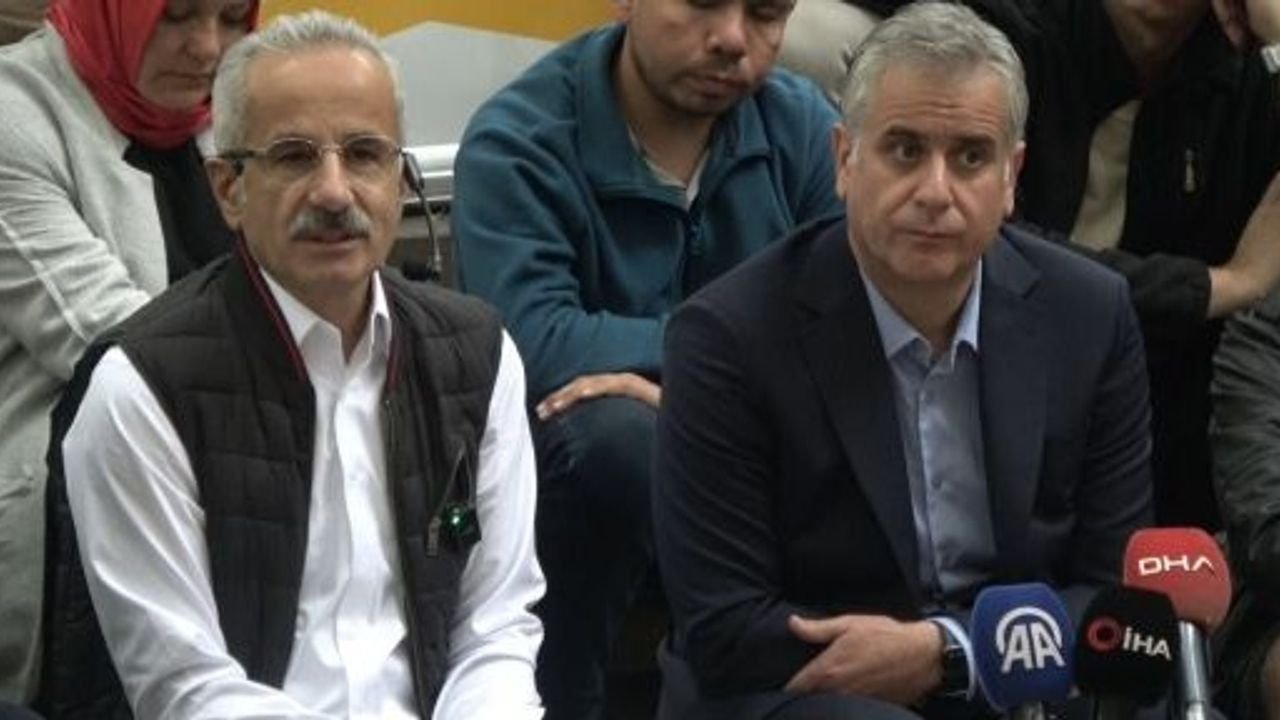 BAKAN URALOĞLU'NDAN INSTAGRAM AÇIKLAMASI: "BİZ ASLA YASAKÇI BİR ZİHNİYET İÇERİSİNDE DEĞİLİZ"