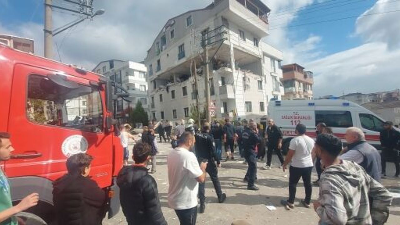 Gebze'deki Patlamada 7 Kişi Yaralandı, 3 Bina Hasar Gördü