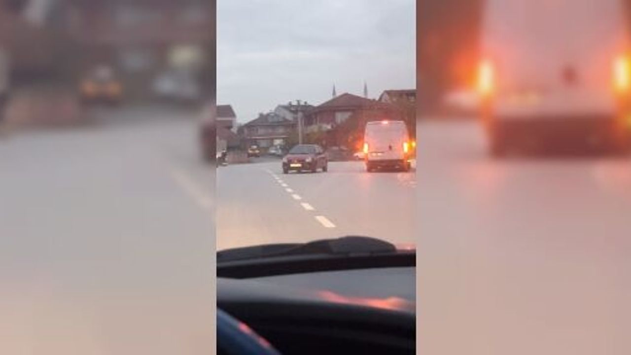 OTOMOBİL DAKİKALARCA GERİ GERİ GİTTİ: O ANLAR KAMERADA