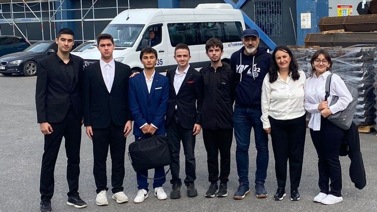 Yücel Boru Fen Lisesi Öğrencileri Robotik Yarışmalara Katılmak İçin Destek Bekliyor