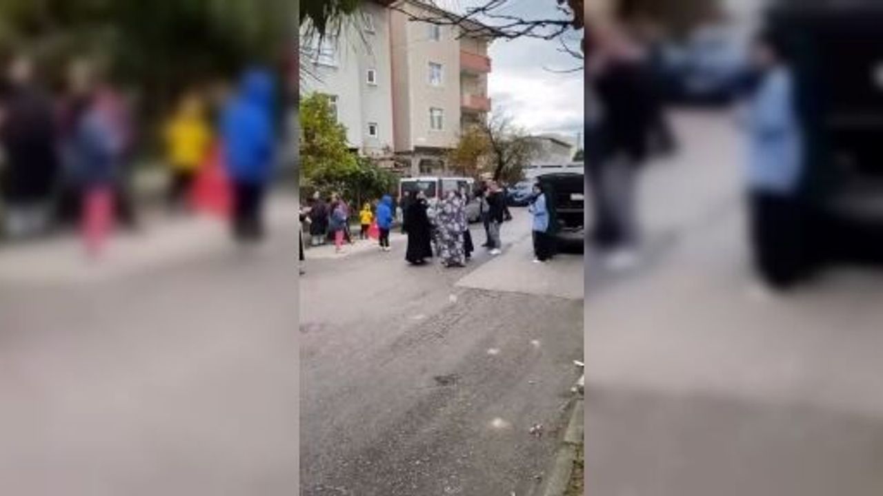 KOCAELİ'DEKİ SURİYELİLER KUTLAMA YAPIYOR