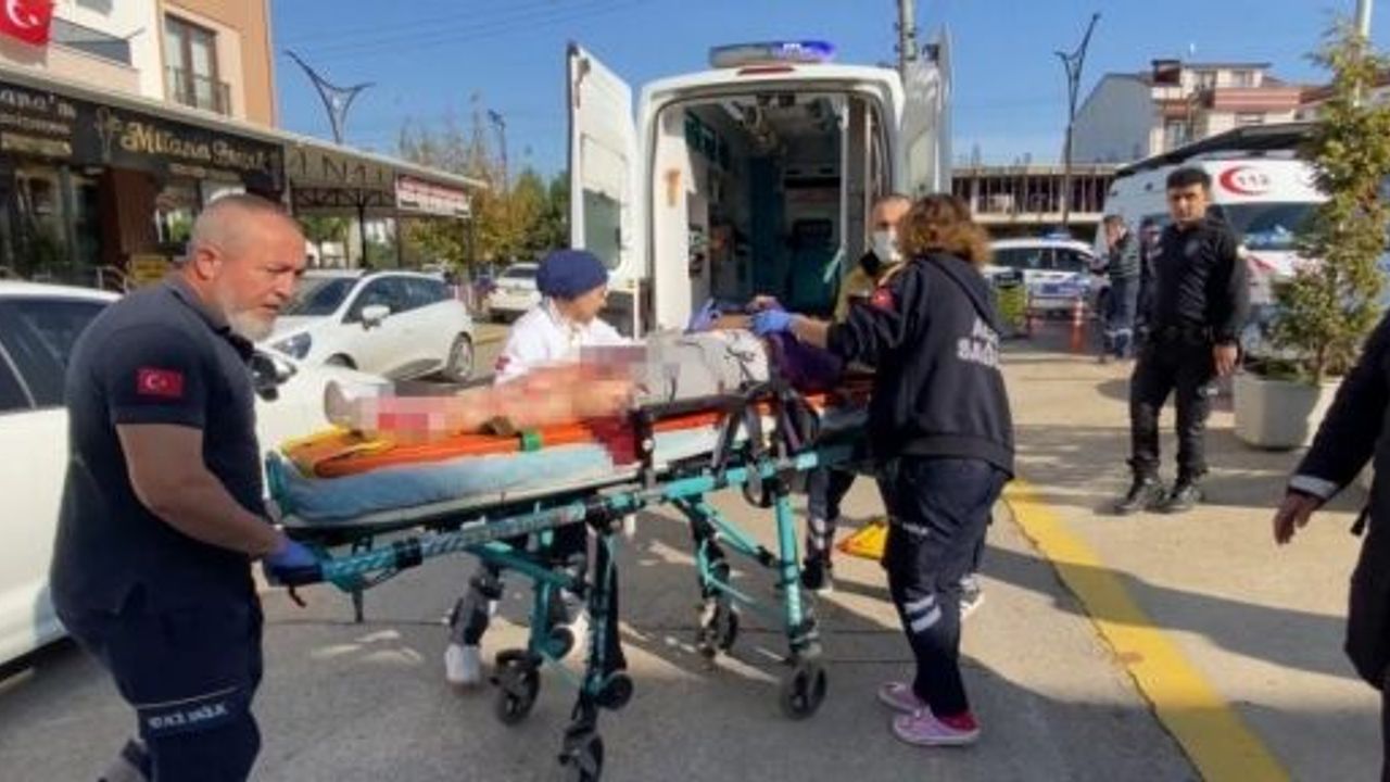 "Sana Aşığım" Diyerek Kendisini Taciz Ettiğini İddia Ettiği Kadını Ve Kardeşini Vurmuş