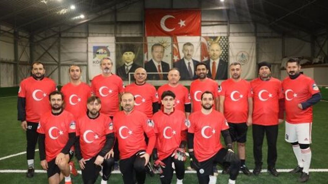 KÖRFEZ’DE MECLİS ÜYELERİ HALI SAHADA BULUŞTU