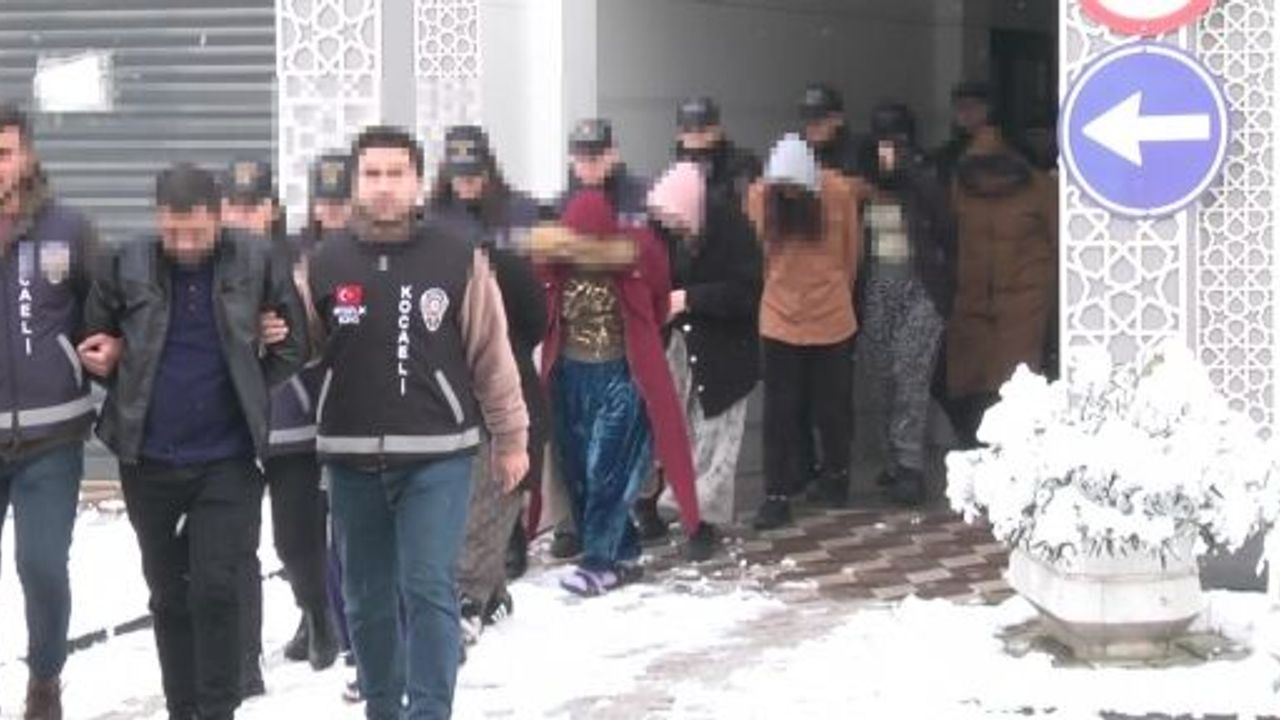 12 MİLYON 385 BİN LİRALIK ZİYNET EŞYASI VE PARAYI ÇALAN 20 ŞÜPHELİ YAKALANDI