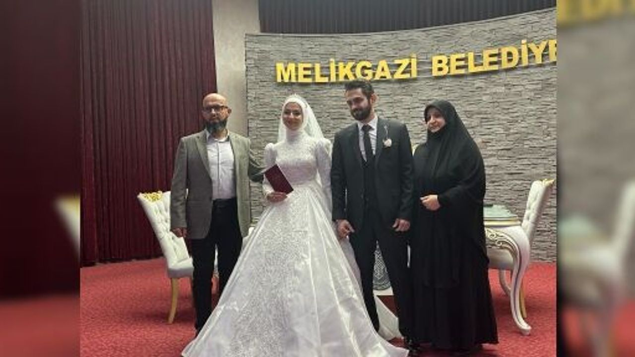 Mesut Şimşek’in Kızı Zeynep Sakine’nin Nikah Töreni Görkemli Bir Şekilde Gerçekleşti