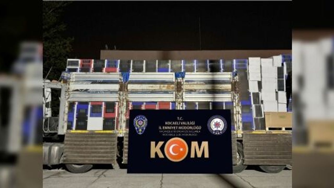 8 MİLYON DAL BANDROLSÜZ MAKARON ELE GEÇİRİLDİ