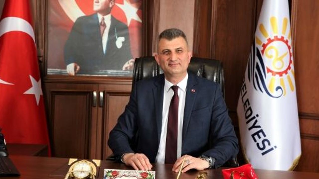Başkan Sezer, “Kahramanlık Destanı Çanakkale Zaferi'nin 110.Yılı Kutlu Olsun”