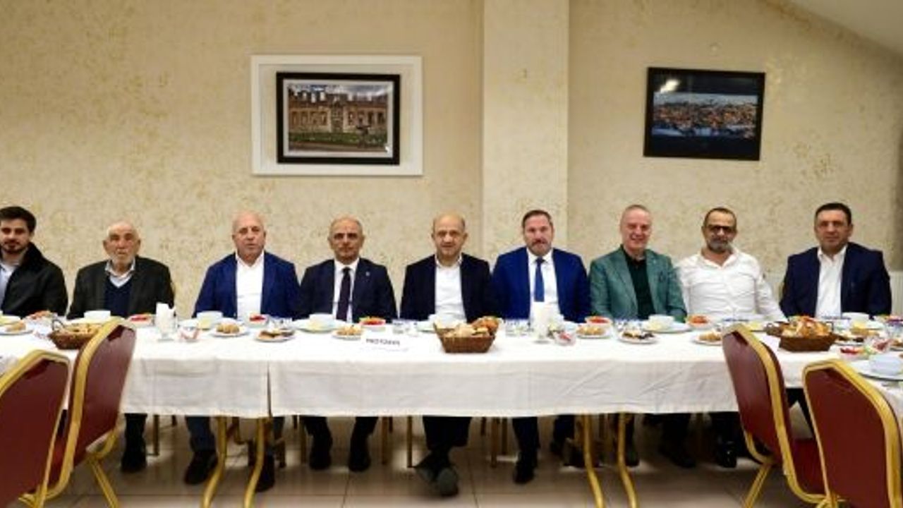 Kocaeli Gümüşhaneliler Vakfı’nda Kenan Öge Güven Tazeledi