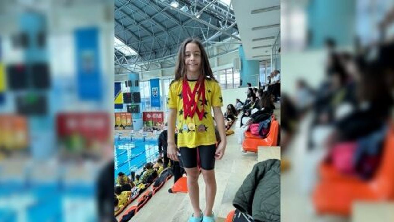 Asya Yüzme Şampiyonasından 4 Madalya İle Döndü