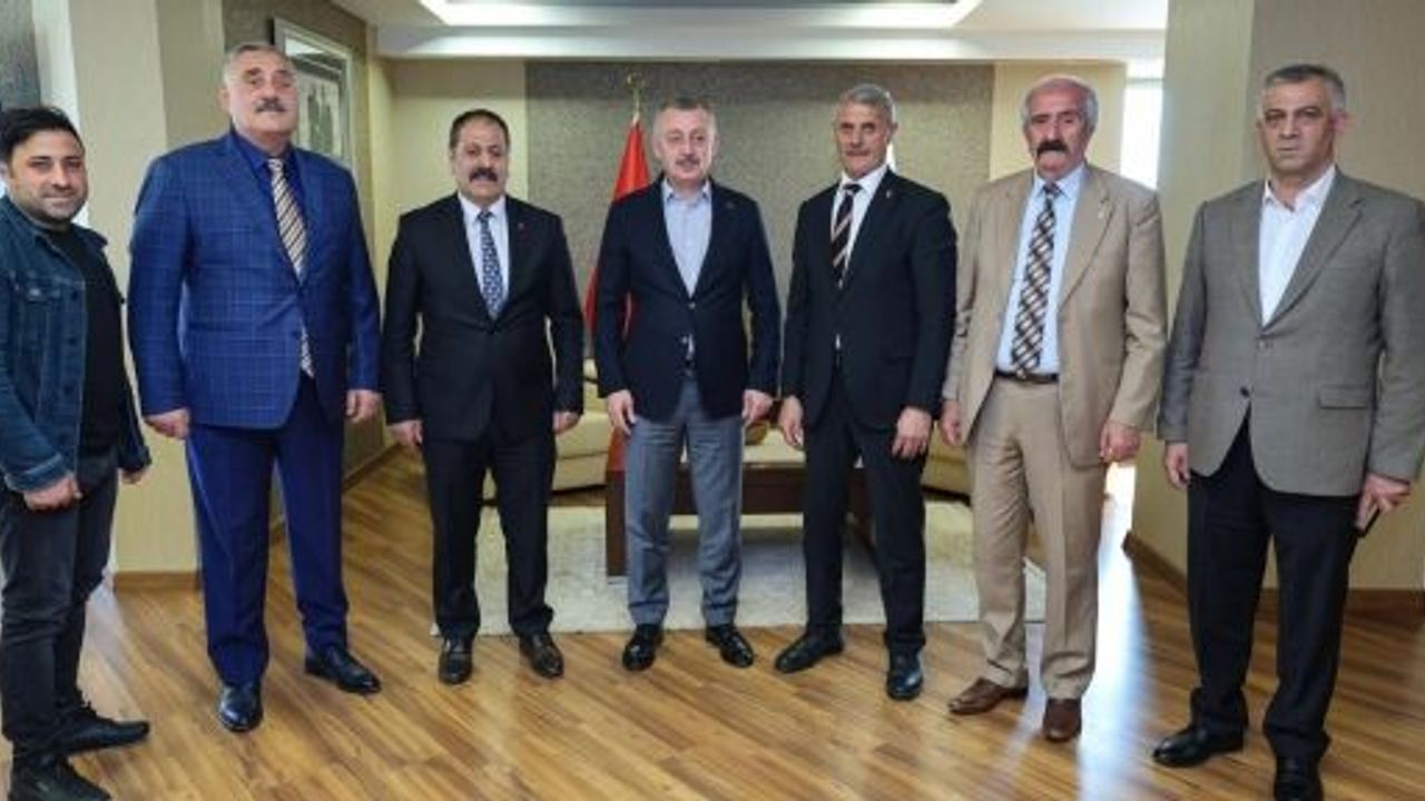 Başkan Büyükakın’a Merih Demiral’ın Babası ve STK’lardan Ziyaret