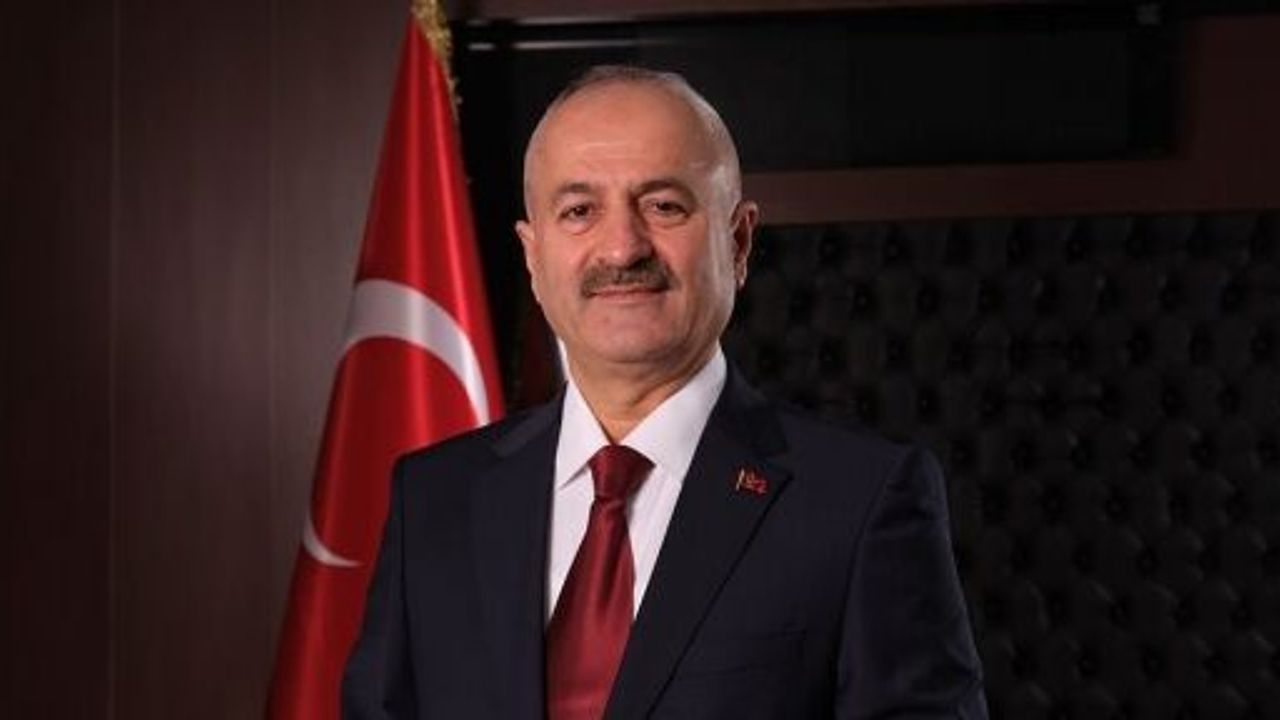 BİN 500 ÖĞRENCİNİN 1 MİLYON 500 TL'LİK YKS ÜCRETLERİ HESAPLARINA YATIRILDI