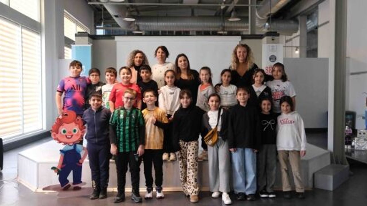 Bu Sergide Türkçe’nin Zenginlikleri Anlatılıyor