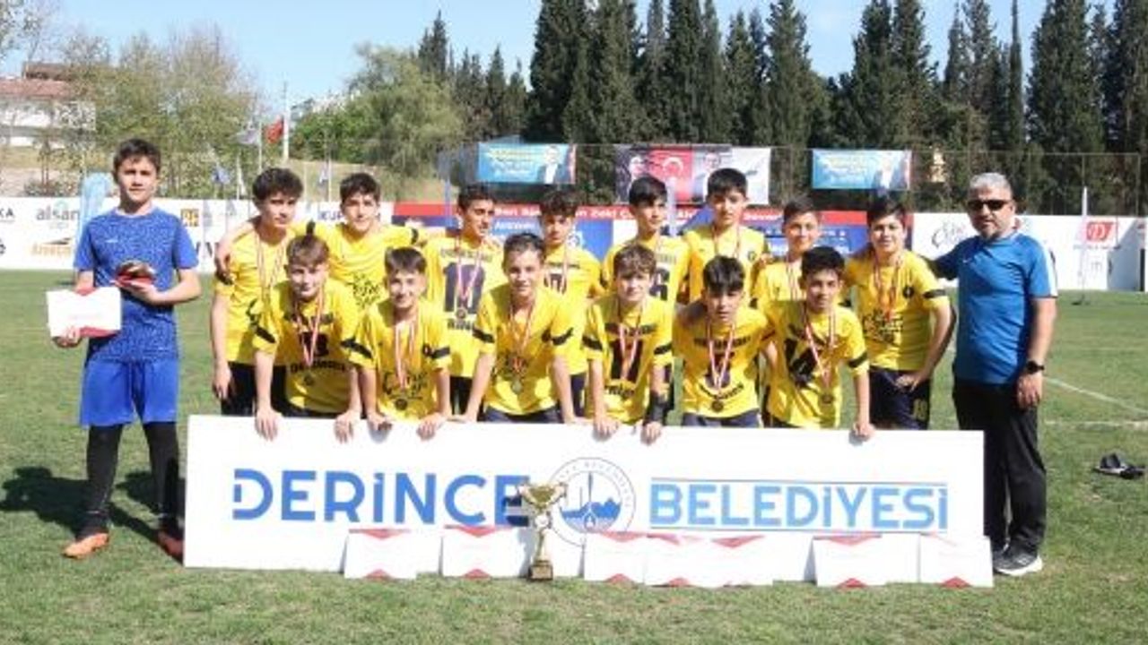 Derince'de Şampiyon Alparslan Ortaokulu