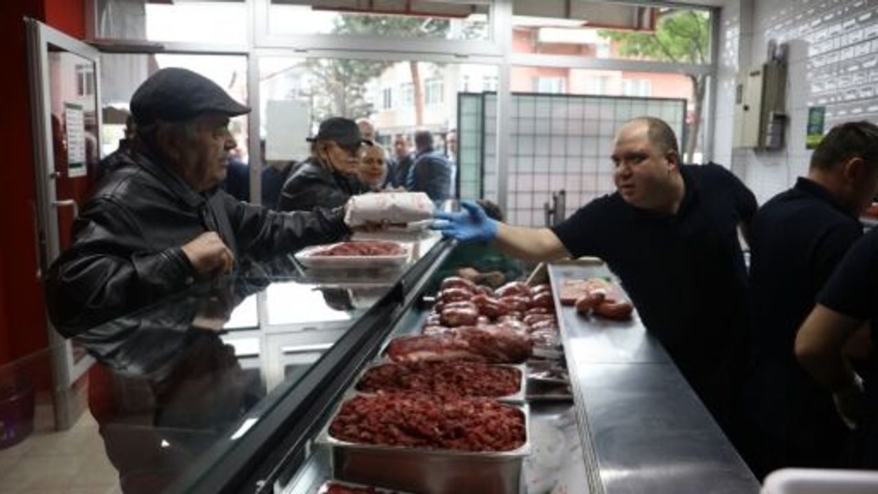 Halk Et, Yenişehir Mahallesi’nde Hizmete Yoğun İlgiyle Başladı