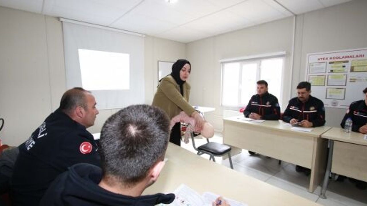 İlk Yardım Eğitimi Atlas Bebeği Hayata Döndürdü