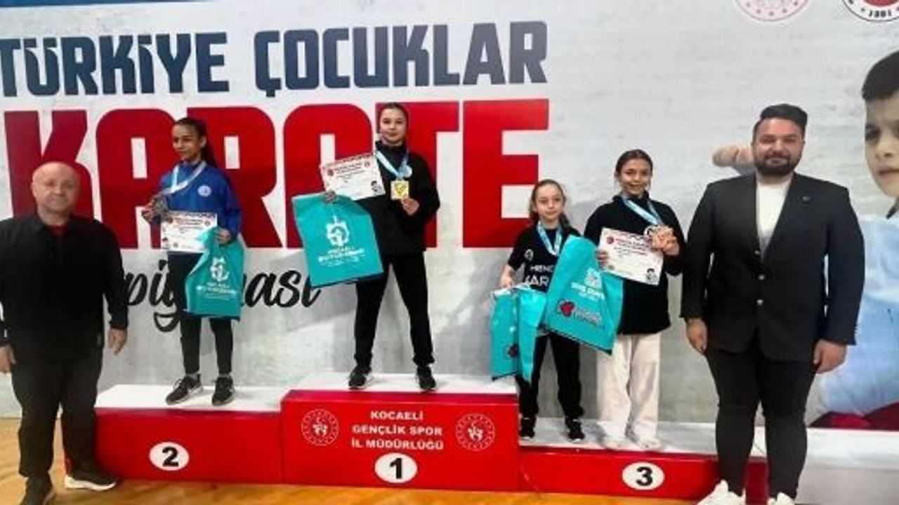 KÖRFEZ’DEN 6 KARATECİ BALKAN ŞAMPİYONASINA GİDİYOR