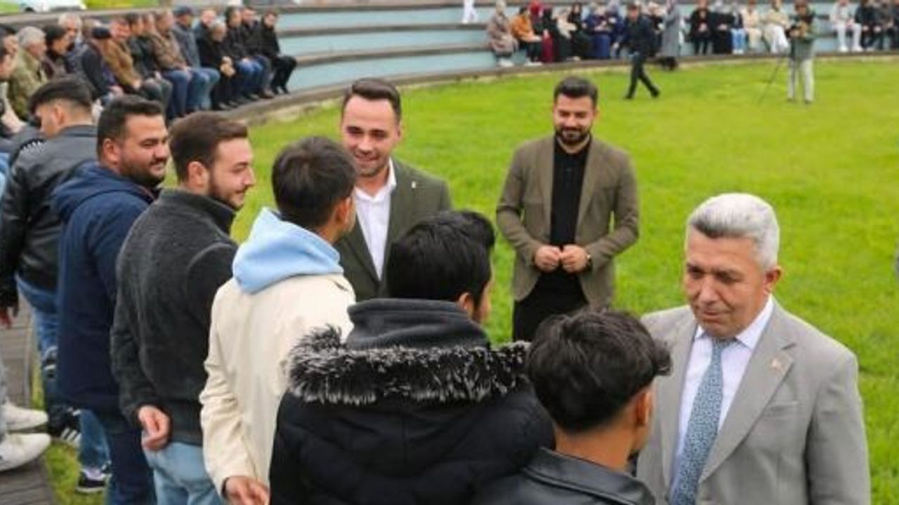 Kandıra’da “Vatandaş Soruyor, Başkan Cevaplıyor” Programları Devam Ediyor