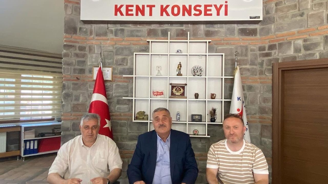 AK Partili Meclis Üyelerinden Başkan Önal’a Ziyaret