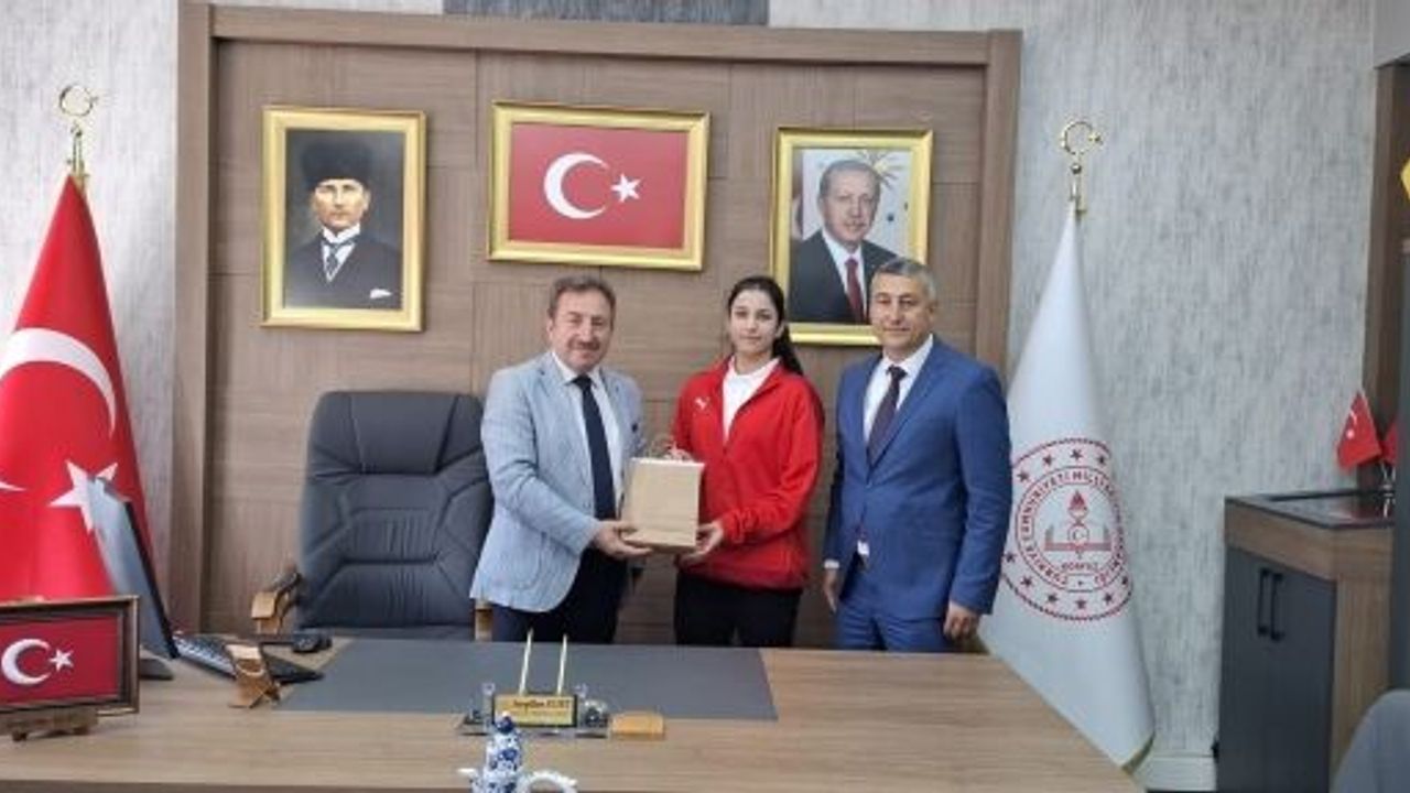 Körfezli Öğrenci Türkiye Boks Şampiyonu Oldu