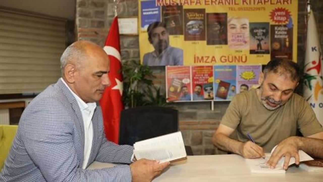 Mustafa Eranıl’ın Kitap İmza Gününe Yoğun Katılım