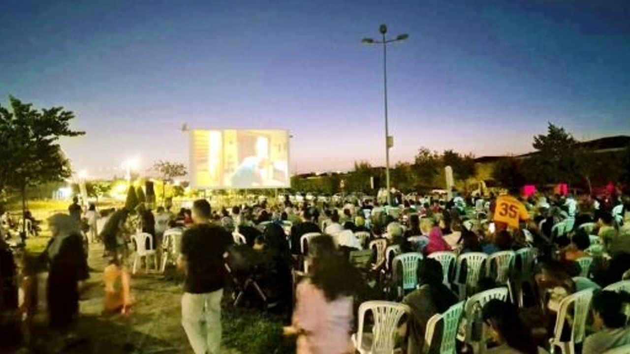 Kartepe Belediyesi’nden Yaz Akşamlarına Renk Katan Etkinlik