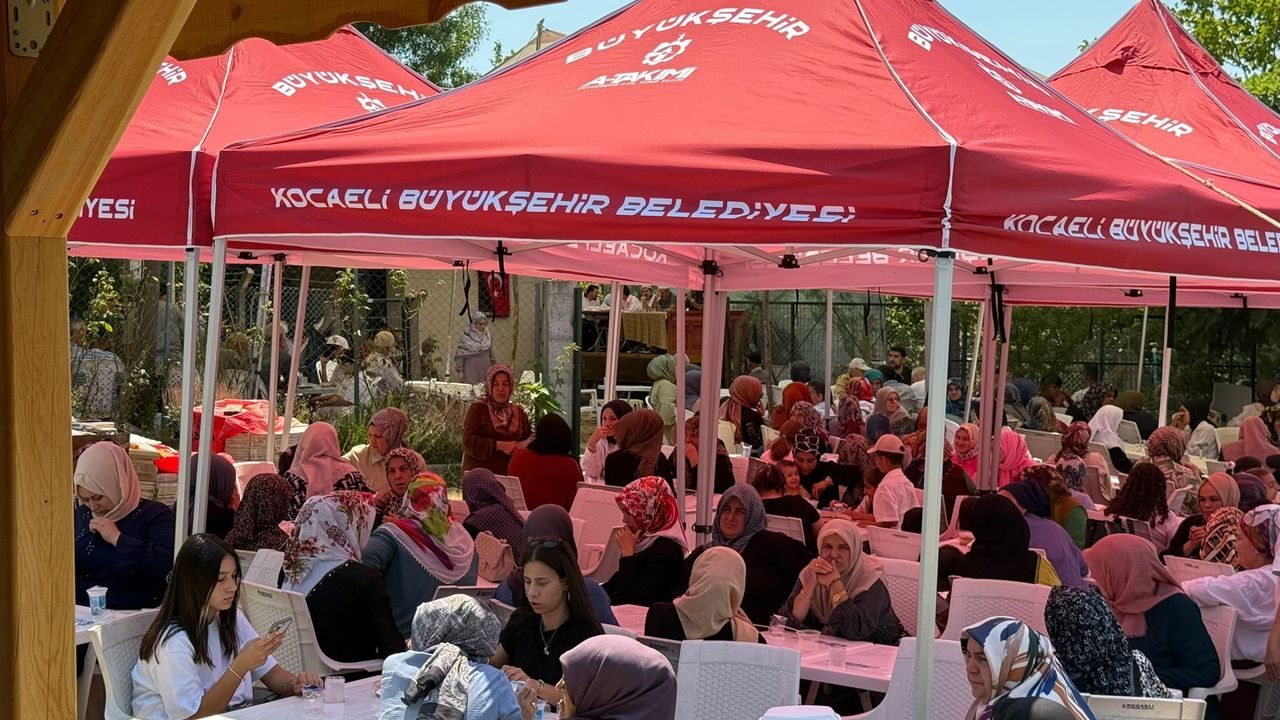 Katçalı Köyü’nde Geleneksel Mevlit Programı Yoğun İlgi Gördü  