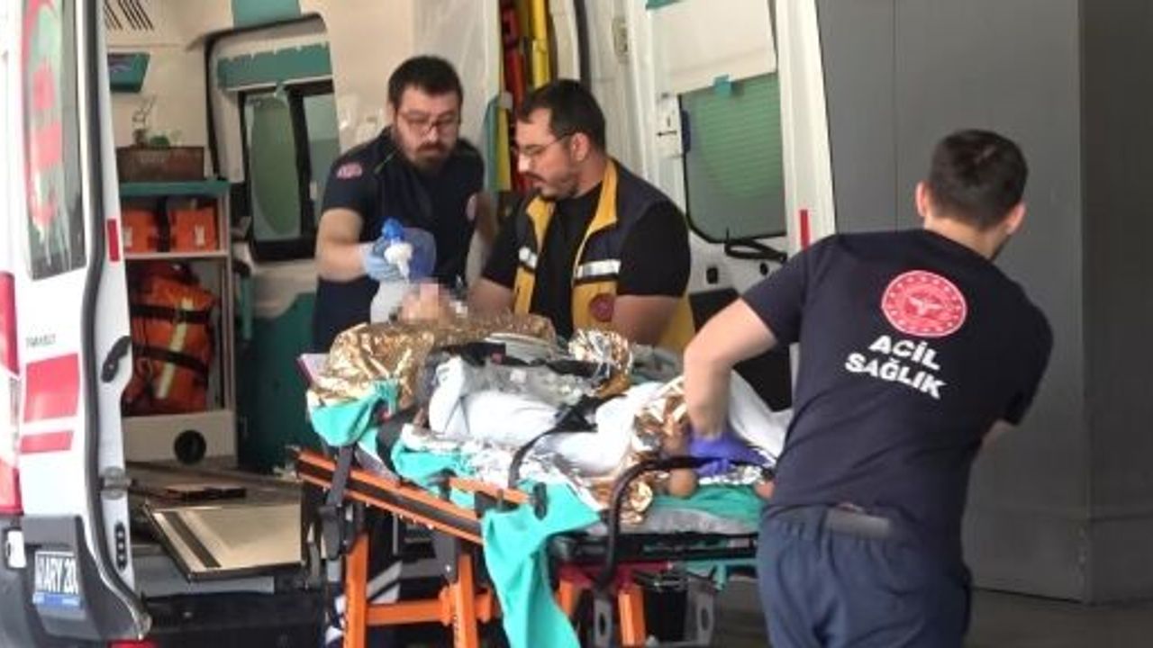 DENİZDE BOĞULMA TEHLİKESİ GEÇİREN17 YAŞINDAKİ GENCİN DURUMU AĞIR