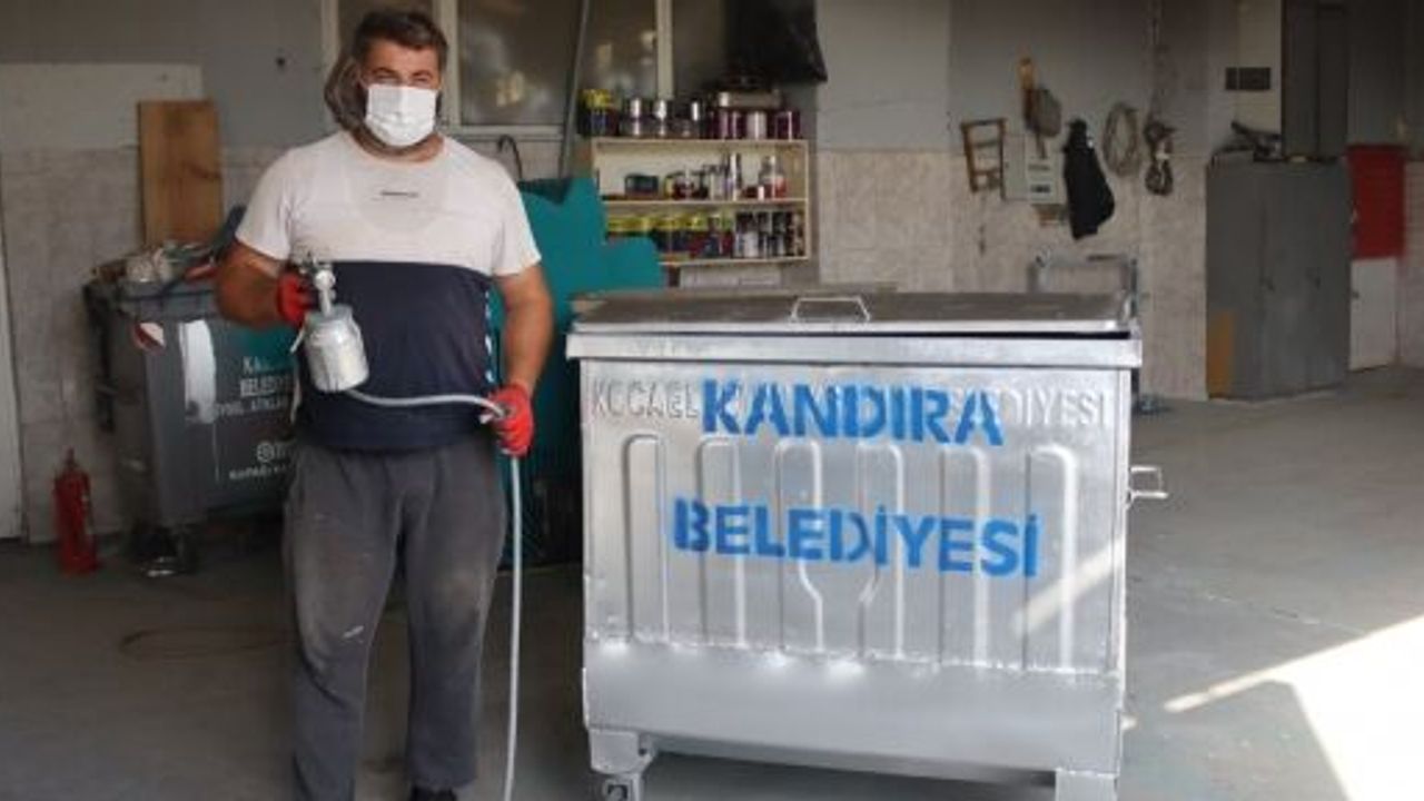 Kandıra Belediyesi, Çöp Konteynerlerini Tamir Ederek Tasarruf Sağlıyor