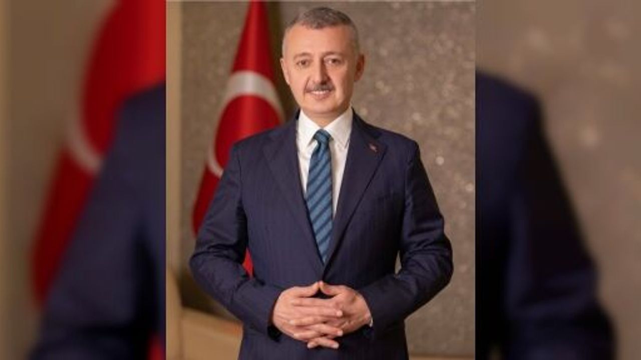 Başkan Büyükakın Okula Yeni Başlayan Miniklere Başarılar Diledi