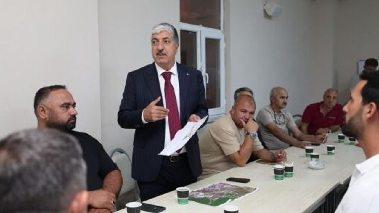 Başkan Ömeroğlu, Kayapınar Mahallesi'nde Vatandaşlarla Bir Araya Geldi
