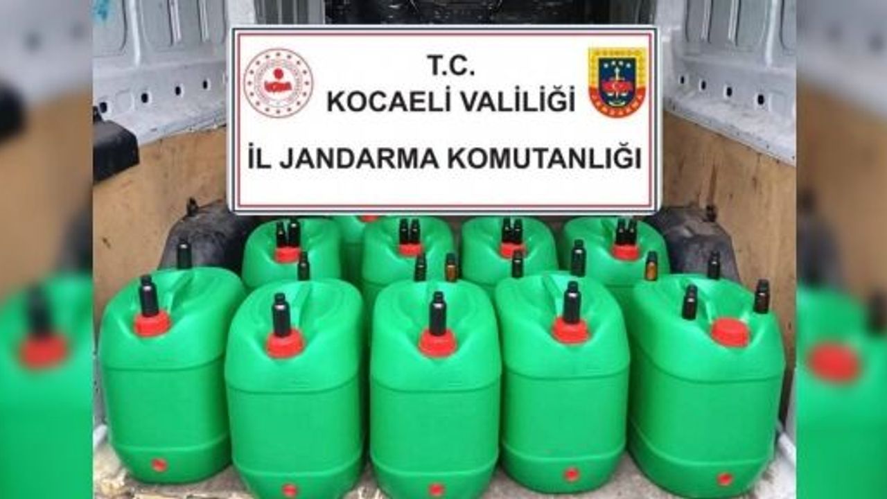 400 LİTRE SAHTE ALKOL ELE GEÇİRİLDİ