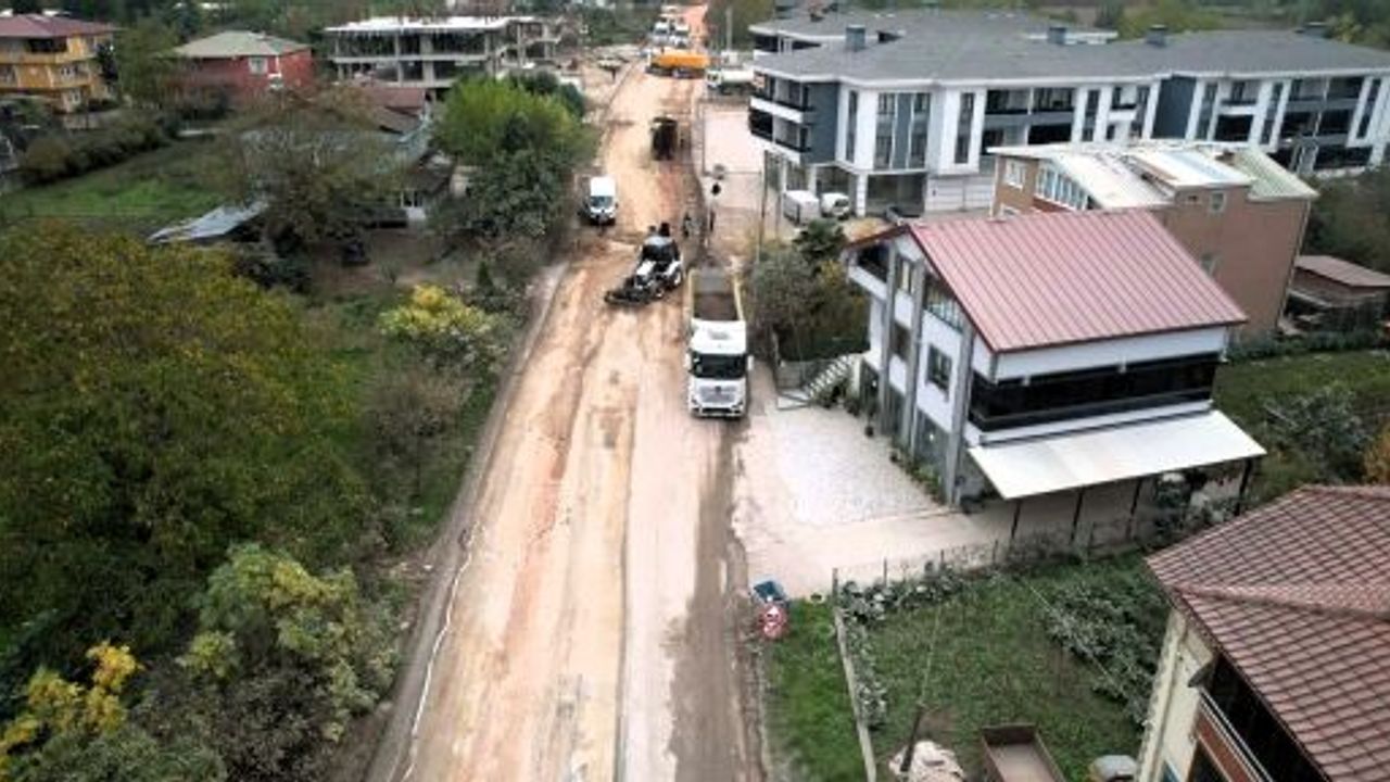 Büyükşehir, Kartepe Çepni Caddesi’ni Yeniliyor