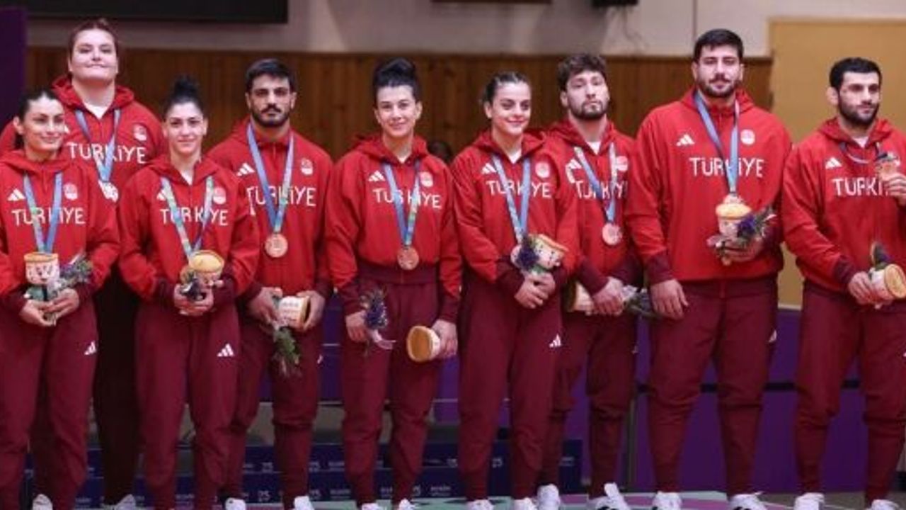 KAĞITSPOR, RİYAD’DAN MADALYA TAŞIYOR