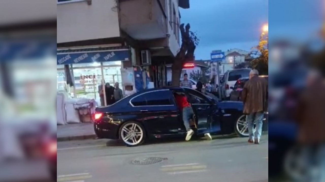 LÜKS OTOMOBİLİN İÇİNDE DEHŞETİ YAŞADI, KAÇARKEN KAZA YAPTI