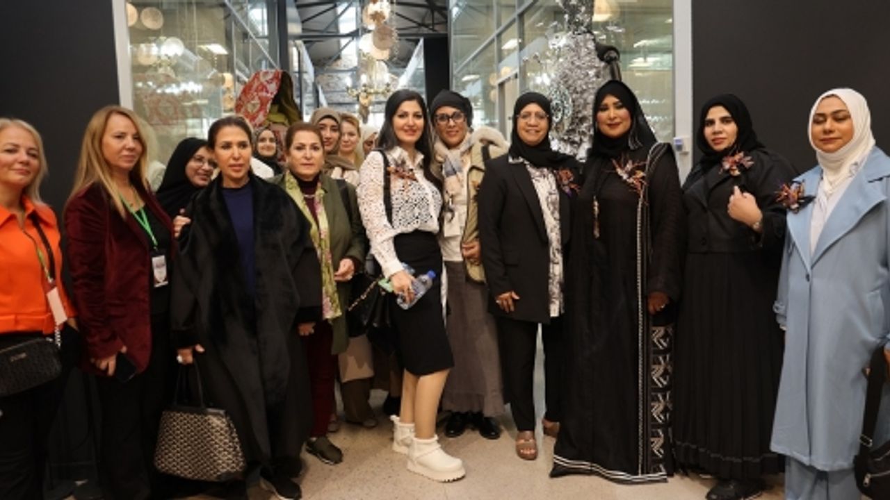 Ortadoğulu İş Kadınlardan Moda Akademisi’ne Övgü