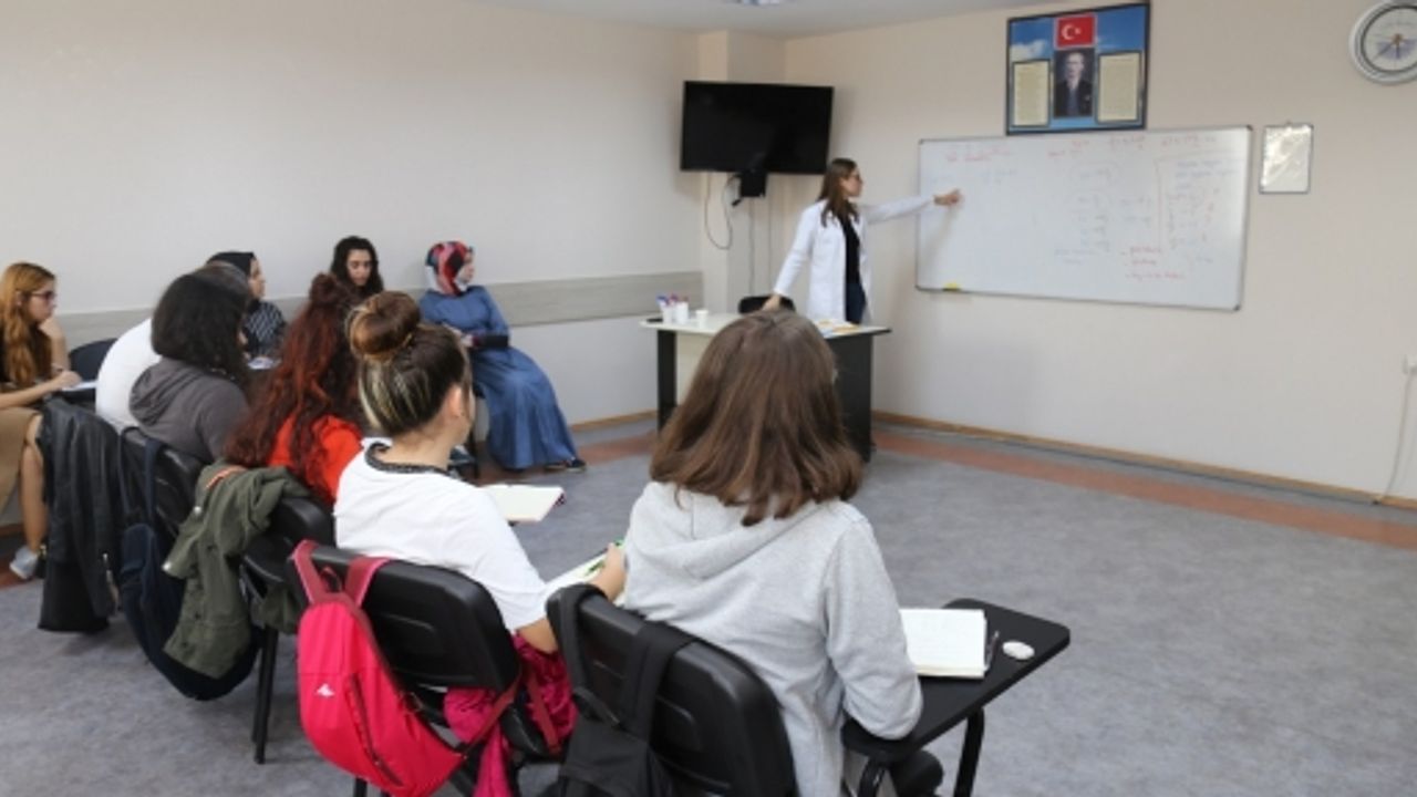 Yabancı Dil KO-MEK’le Öğreniliyor