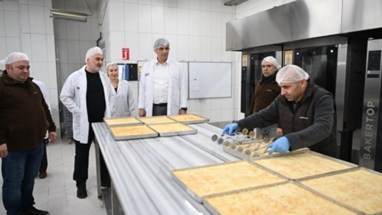 Başkan Kocaman’dan HIZIR 41 Afet Mutfağı’na Ziyaret