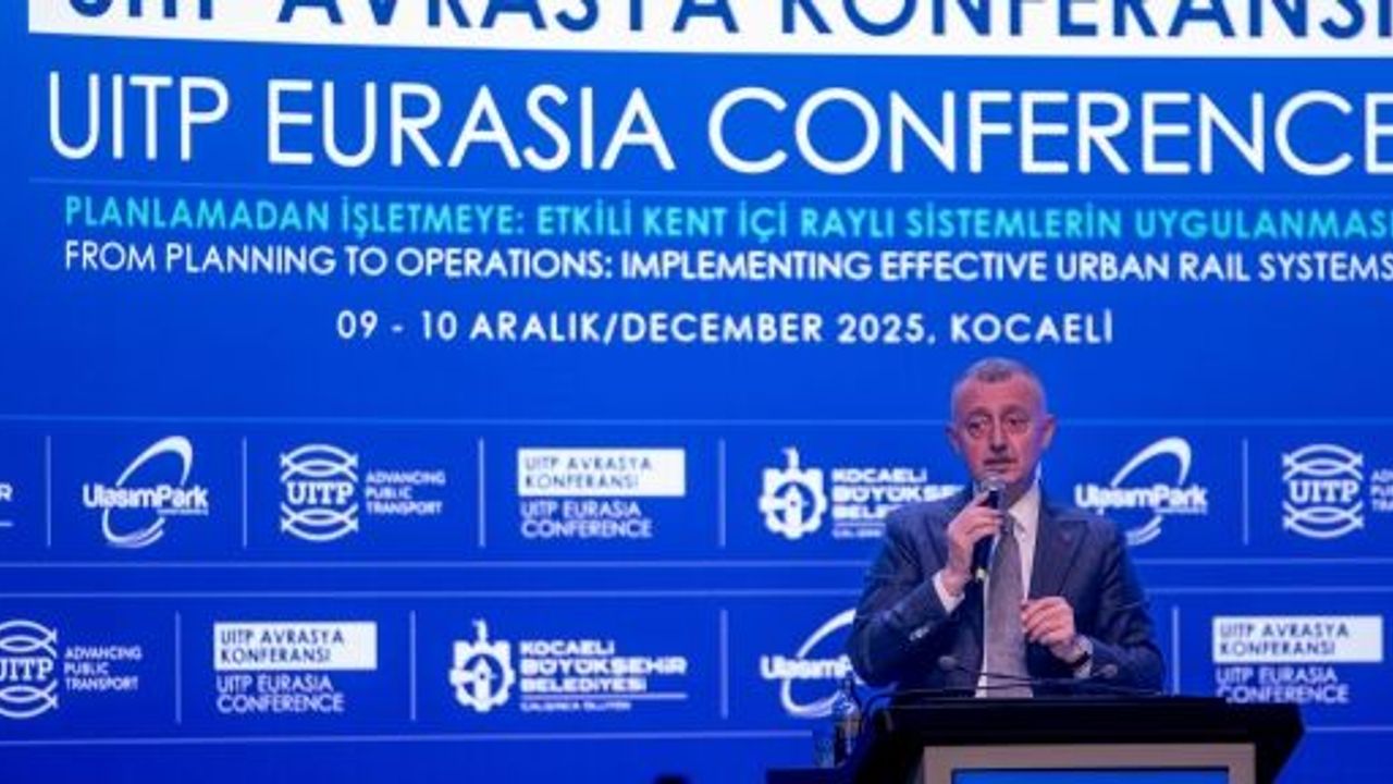 Büyükakın: "En Doğru Ulaşım Yöntemi, Toplu Taşıma Sistemi"