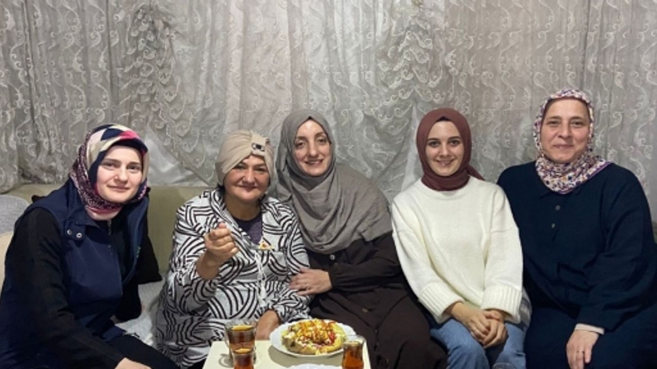 Kartepe’de Büyüklerin Yalnızlığına Dokunan Sıcak Bir El