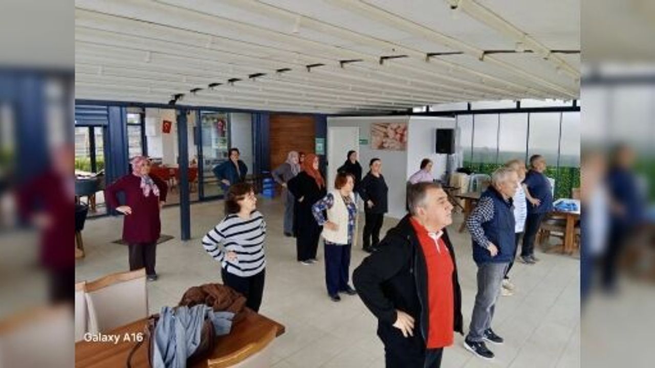 Körfez’in Çınarları Güne Sağlıklı Başlıyorlar